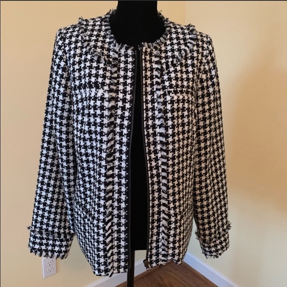 Fashion Bug Jackets & Blazers - FASHION BUG woven houndstooth tweed zip up blazer